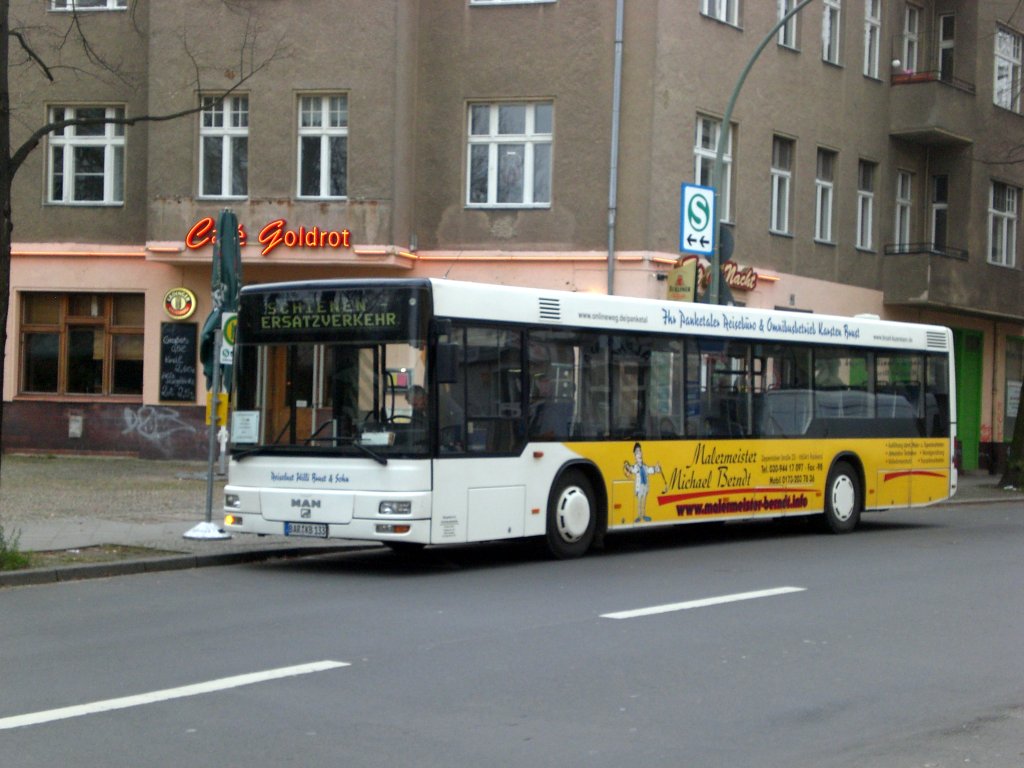MAN Niederflurbus 2. Generation als SEV fr die S-Bahnlinie 1 zwischen S-Bahnhof Schnholz und S-Bahnhof Waidmannslust.