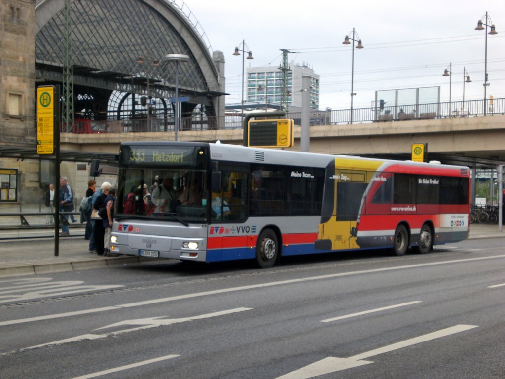 MAN Niederflurbus 2. Generation auf der Linie 333 nach Hetzdorf am Hauptbahnhof.