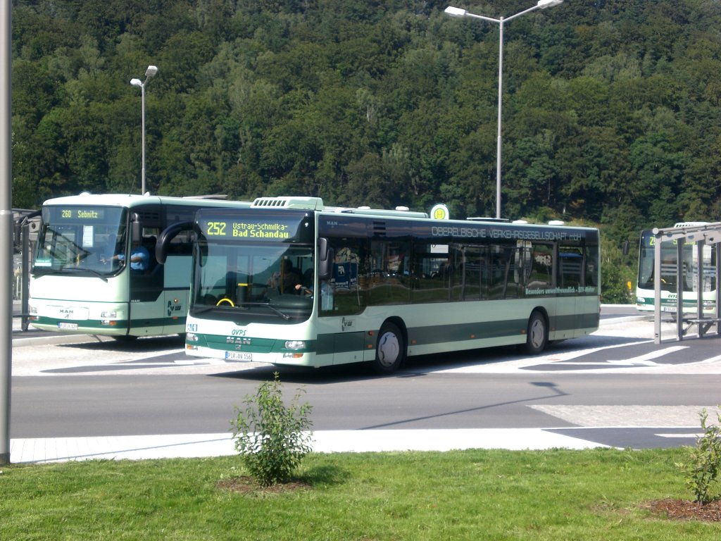 MAN Niederflurbus 3. Generation (Lion's City) auf der Linie 252 nach Schmilka am Bahnhof Bad Schandau.(2.8.2011)