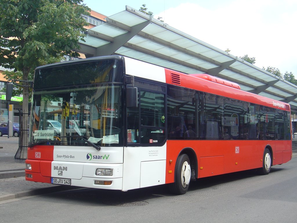 MAN N 313  Saar-Pfalz-Bus  SB-RV 143, Saarbrcken HBf 19.08.2011
