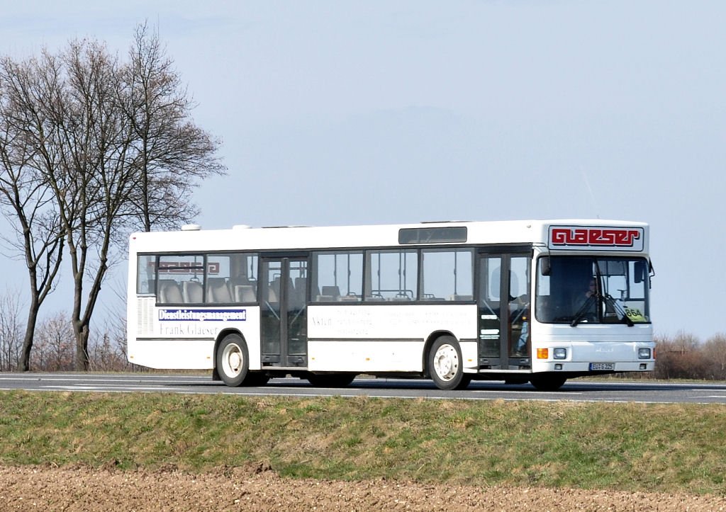 MAN Stadtbus vom Busbetrieb  Glaeser , unterwegs im Raum Heimerzheim - 17.03.2010