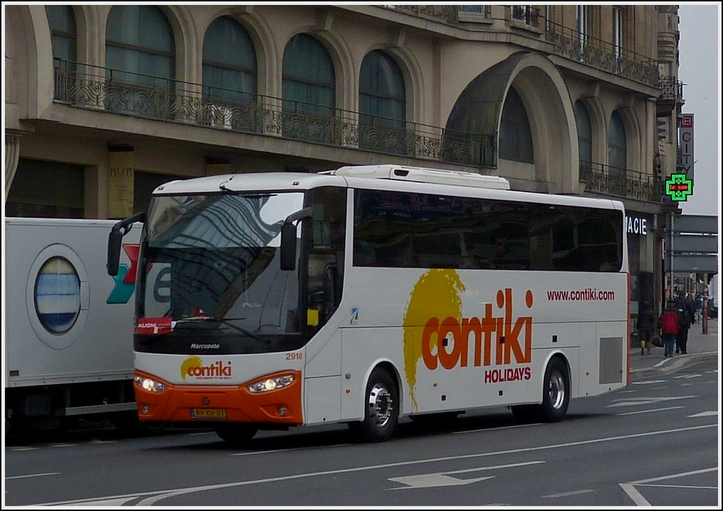 Marcopolo Viaggio 350 eines niederlndischen Busunternehmens aufgenommen am Bahnhof der Stadt Luxemburg am 05.04.2013.