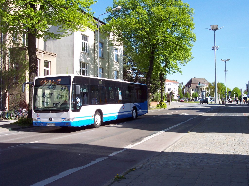 MB O 530 II Citaro Facelift L der Kstenbus GmbH verlsst den Rostocker Hauptbahnhof 30.04.2011