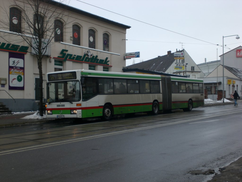 Mercedes-Benz O 405 N (Niederflur-Stadtversion) auf der Linie 54 nach Porsestrae an der Haltestelle Braunlager Strae.