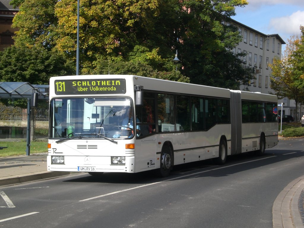 Mercedes-Benz O 405 N (Niederflur-Stadtversion) auf der Linie 131 nach Schlotheim am Bahnhof Mhlhausen.(8.10.2012) 