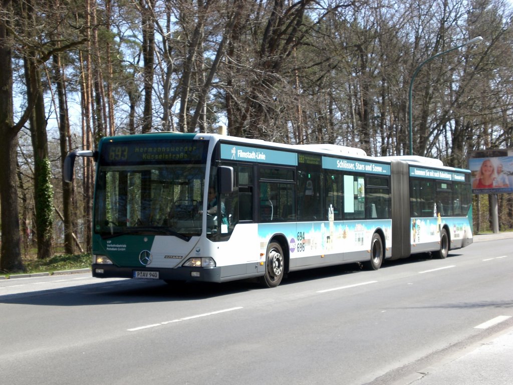 Mercedes-Benz O 530 I (Citaro) auf der Linie 693 nach Hermannswerder Ksselstrae am Bahnhof Rehbrcke.