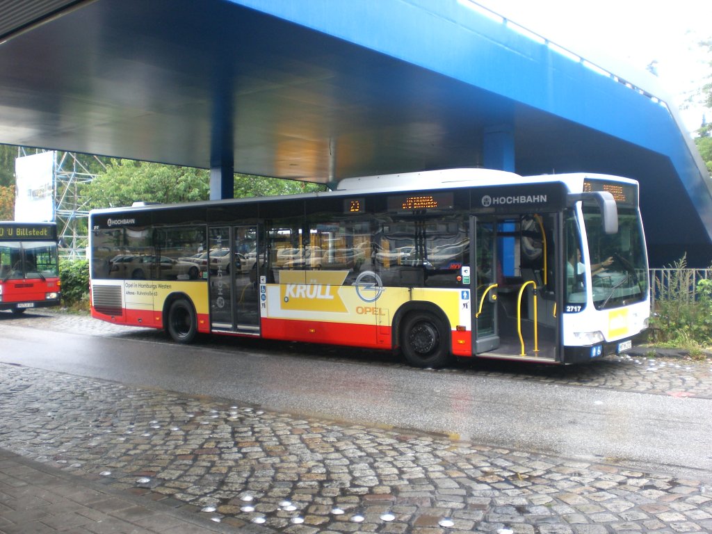 Mercedes-Benz O 530 II (Citaro Facelift) auf der Linie 23 nach S+U Bahnhof Barmbek am U-Bahnhof Billstedt.