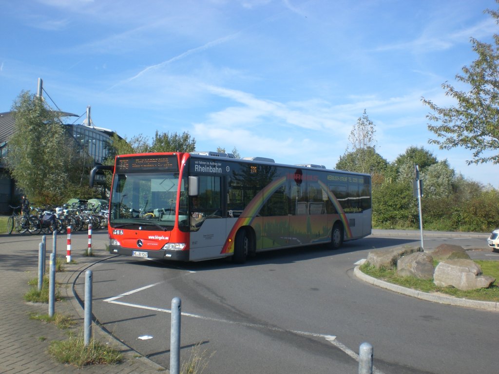 Mercedes-Benz O 530 II (Citaro Facelift) auf der Linie 776 nach Dsseldorf-Derendorf Mercedesstrae am S-Bahnhof Dsseldorf Flughafen.(1.10.2012) 