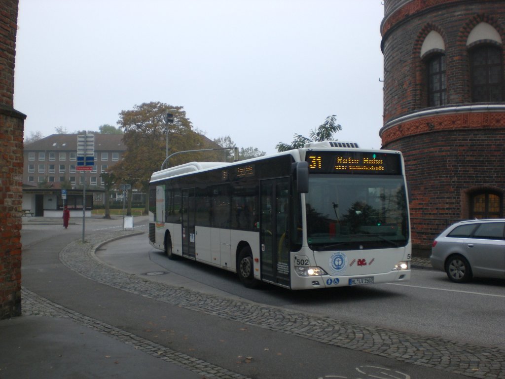 Mercedes-Benz O 530 LE  (Citaro) auf der Linie 31 nach Roter Hahn an der Haltestelle Holstentorplatz.