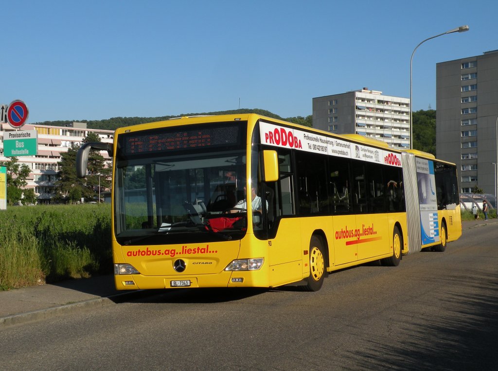 Mercedes Citaro der AAGL mit der Betriebsnummer 93 hilft beim Tramersatz auf der Linie 14 aus. Hier bedient der Wagen die Haltestelle Ksteli. Die Aufnahme stammt vom 29.05.2012.