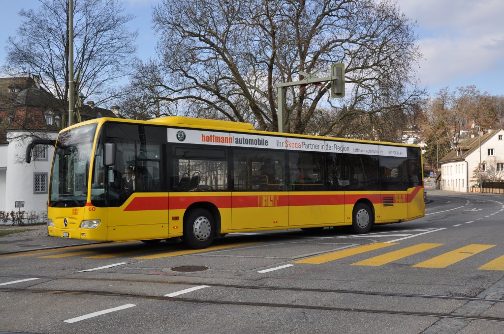 Mercedes Citaro mit der Betriebsnummer 60 auf der Linie 37 in Bottmingen. Die Aufnahme stammt vom 20.02.2012. 

