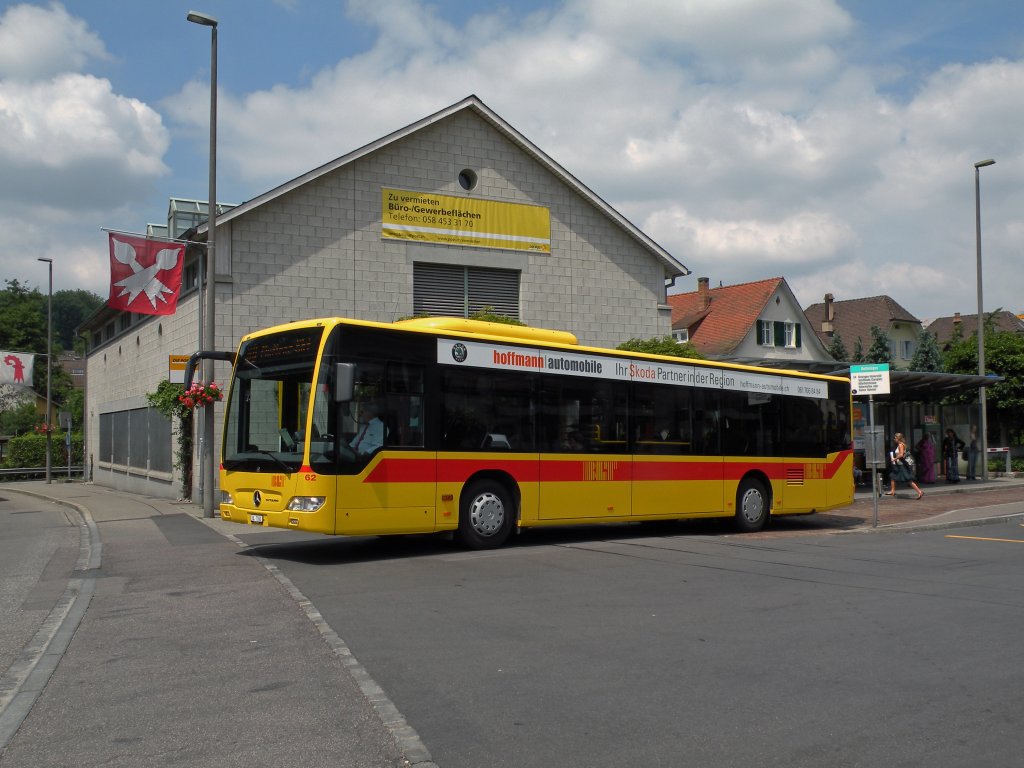 Mercedes Citaro mit der Betriebsnummer 62 auf der Linie 60 in Bottmingen. Die Aufnahme stammt vom 04.06.2011.