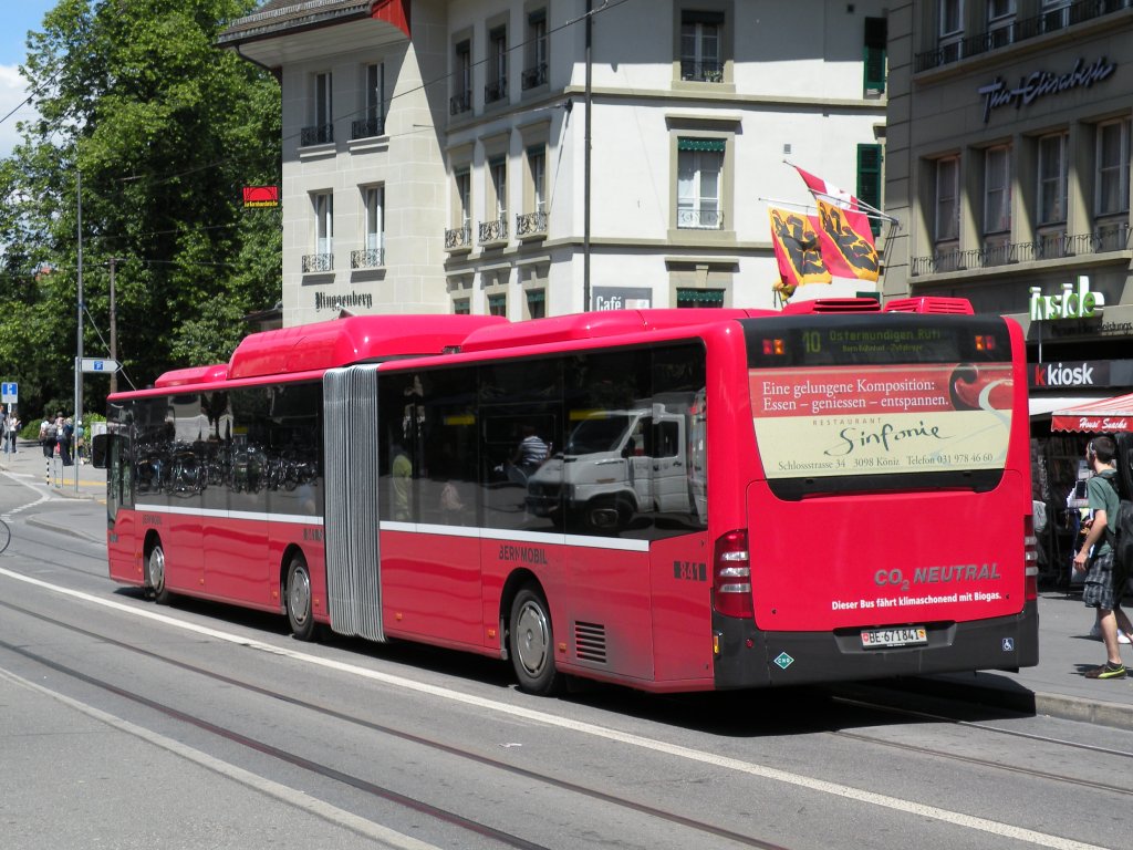 Mercedes Citaro mit der Betriebsnummer 841 auf der Linie 10. Die Aufnahme stammt vom 04.06.2010.