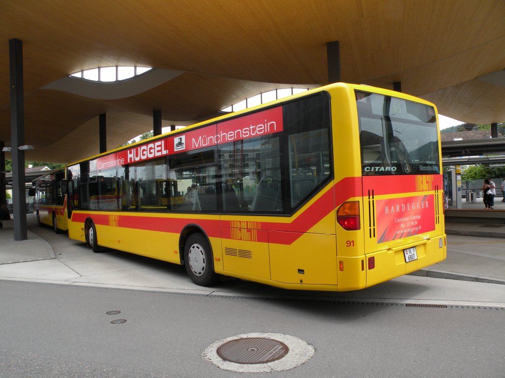 Mercedes Citaro mit der Betriebsnummer 91 auf der Linie 65 am Bahnhof in Dornach. Die Aufnahme stammt vom 07.06.2011.