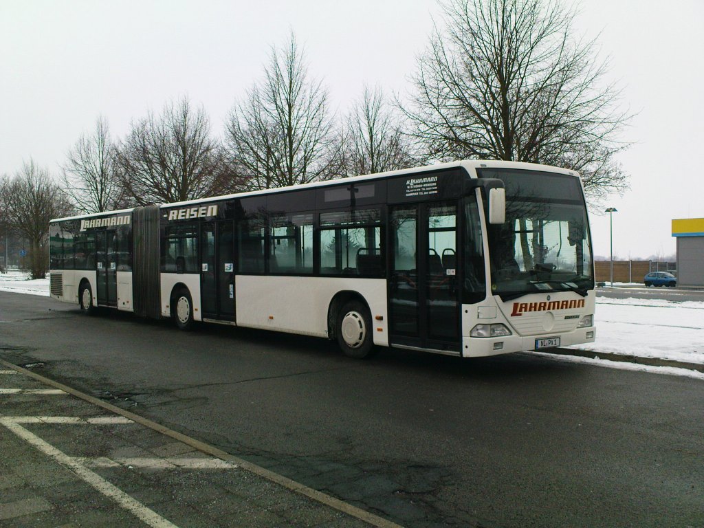 Mercedes Citaro O 530 I Gelenkbus. Aufgenommen 12.2011 in Burgwedel. Dieses Subunternehmen fuhr bis 2012 im Auftrag der RegioBus Hannover