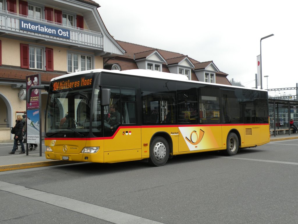 Mercedes Citaro der Post auf der Linie 104 am Bahnhof Interlaken Ost. Die Aufnahme stammt vom 14.04.2012.