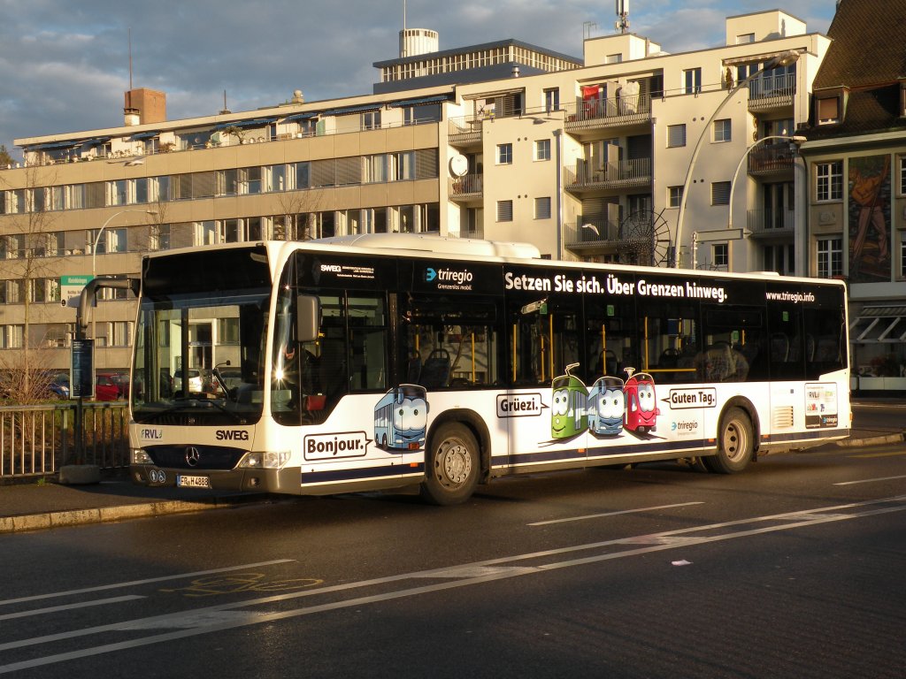 Mercedes Citaro der SWEG an der Endstation der Buslinie 16 in Kleinhningen.Die Aufnahme stammt vom 03.01.2012.