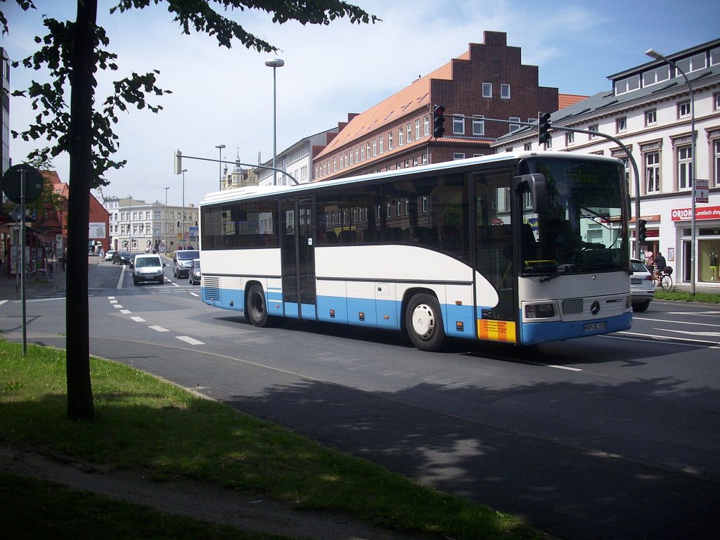 Mercedes Integro der Kraftverkehrsgesellschaft mbH Ribnitz-Damgarten in Stralsund am 05.07.2012 

