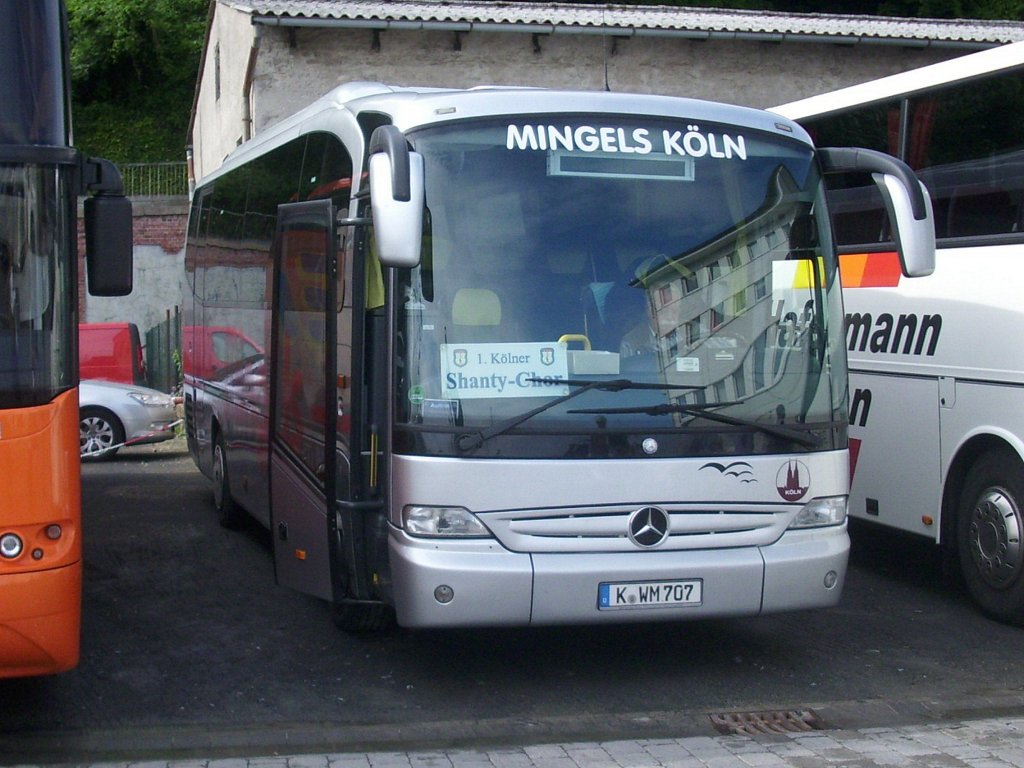 Mercedes Tourino von Mingels Kln aus Deutschland im Stadthafen Sassnitz am 07.07.2012

