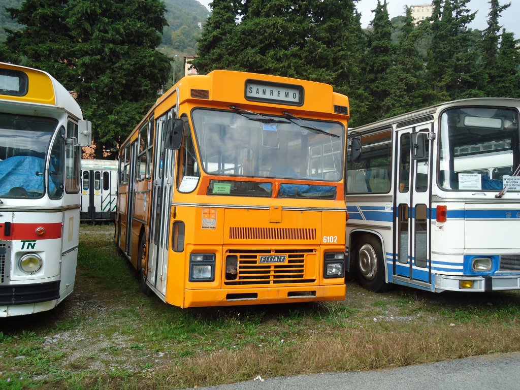 Muse Bus; aus Italien: RT Imperia Nr. 6102 Fiat am 16. Oktober 2010 in Breil-sur-Roya