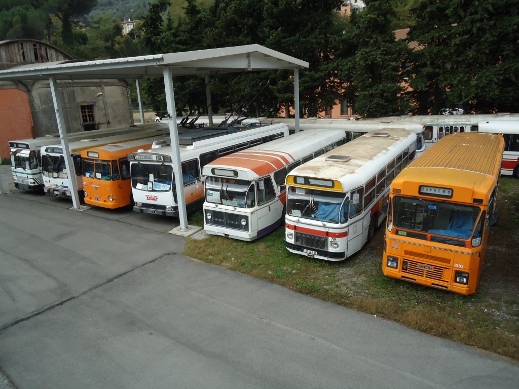 Muse Bus: Diverse Oldtimer-Busse am 16. Oktober 2010 in Breil-sur-Roya