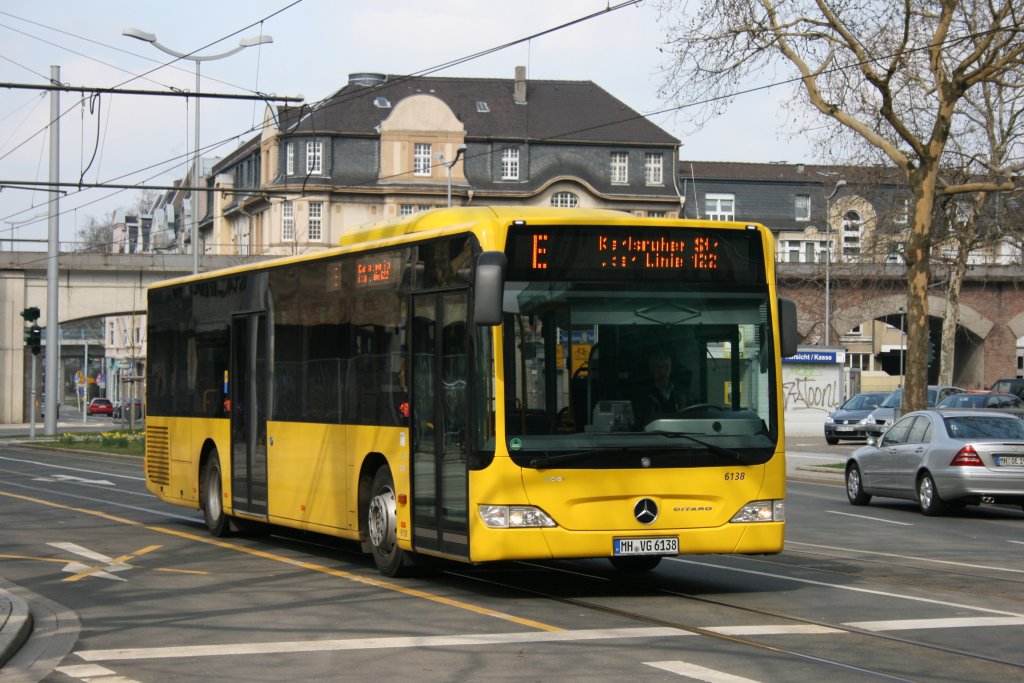 MVG 6138 (MH VG 6138) mit dem E-Bus zur Karlsruherstr.
23.3.2010