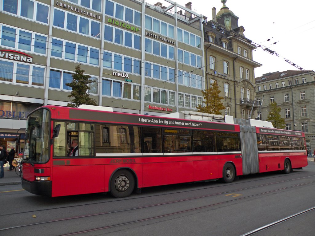 NAW Trolleybus mit der Bertreibsnummer 1 auf der Linie 12 am Bahnhofplatz. Die Aufnahme stammt vom 01.11.2010.