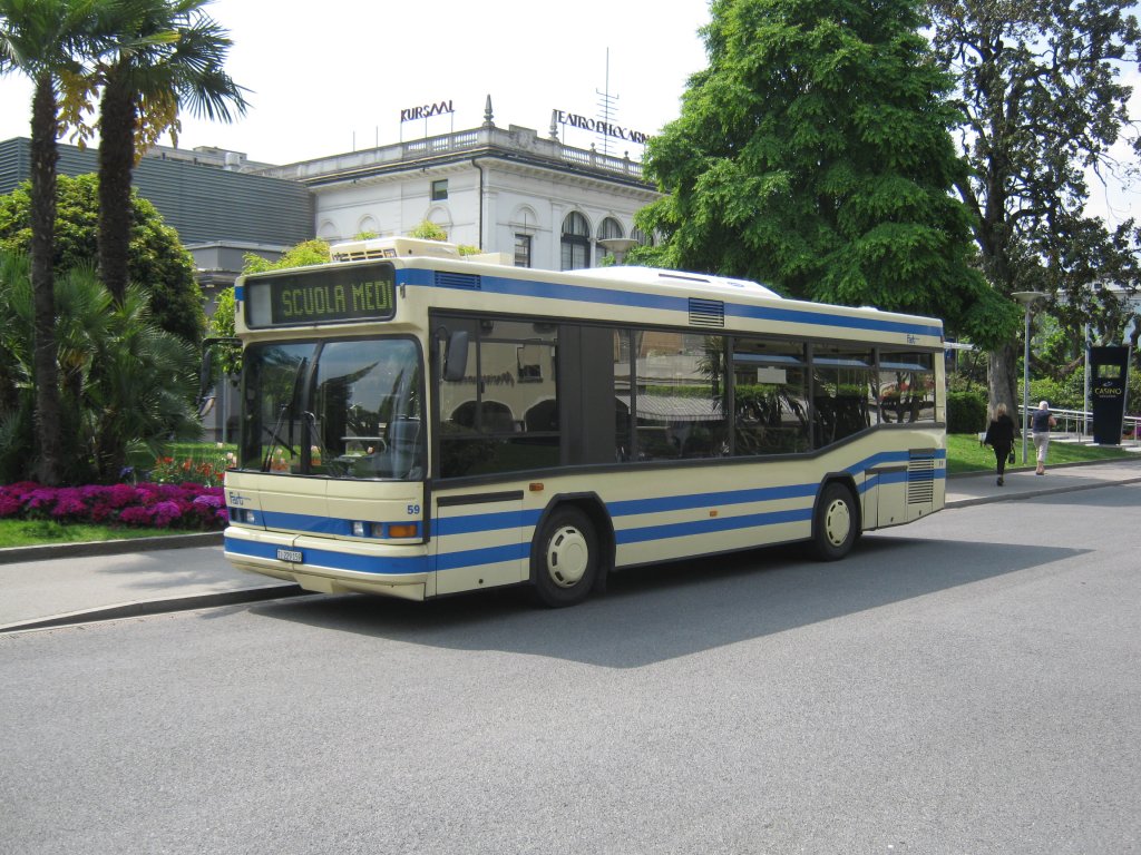 Neoplan Bus Nr. 59 in Locarno, 21.04.2011.

