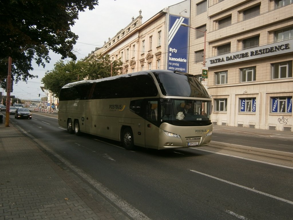 Neoplan Cityliner, Postbus/AT, 22.9.2012, Bratislava