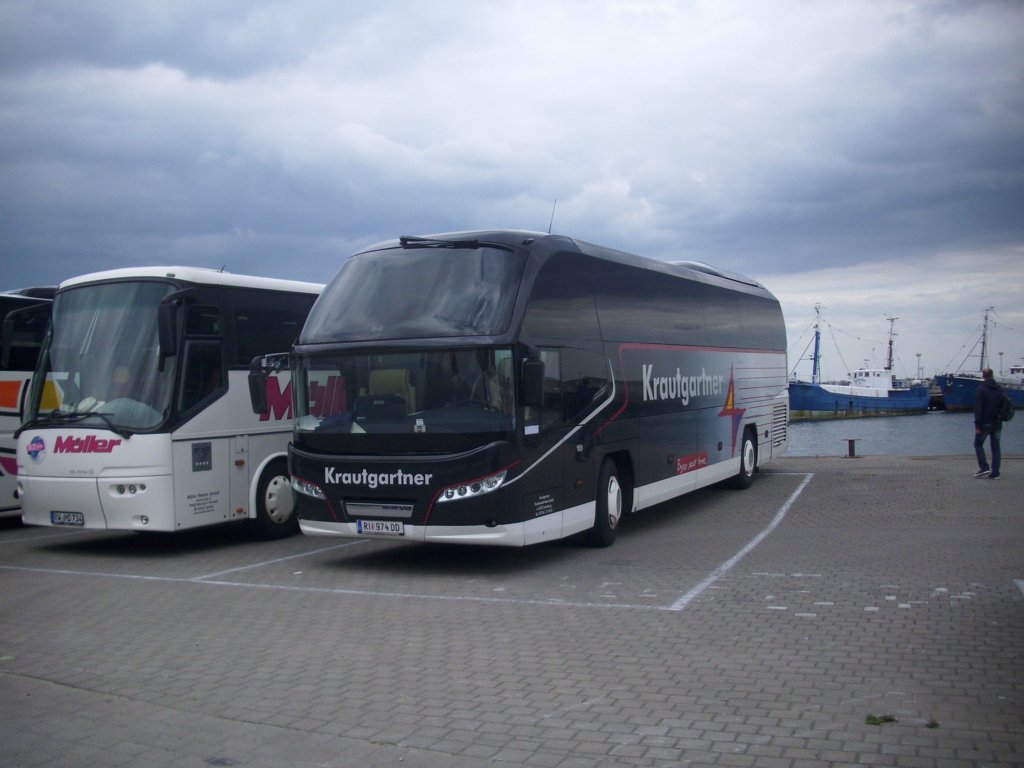 Neoplan Citylinervon Krautgartner aus sterreich im Stadthafen Sassnitz am 10.06.2012