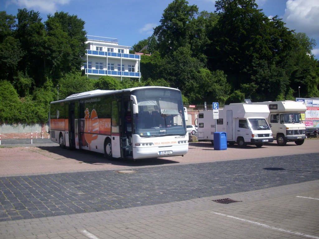Neoplan Euroliner von Sell Reisen Jena asu Deutschland im Stadthafen Sassnitz.