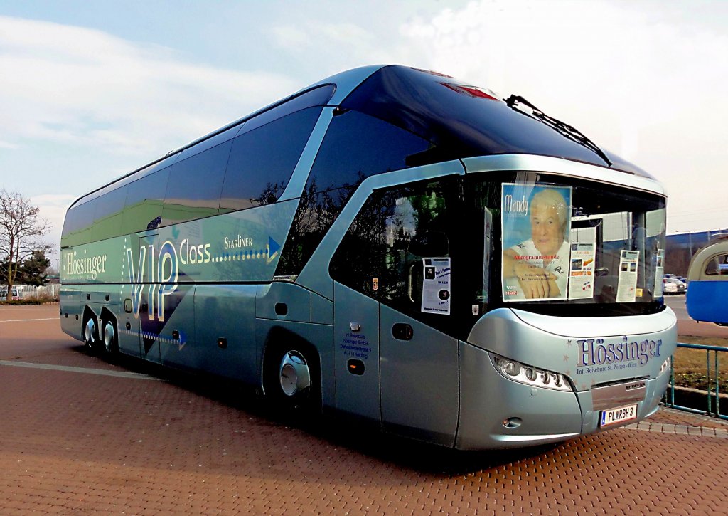 Zur ck zur FotoGalerie Bustypen Reisebusse Neoplan Starliner