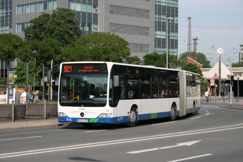 NIAG 3623 (WES O 3623).
Duisburg HBF, 5.6.2010.