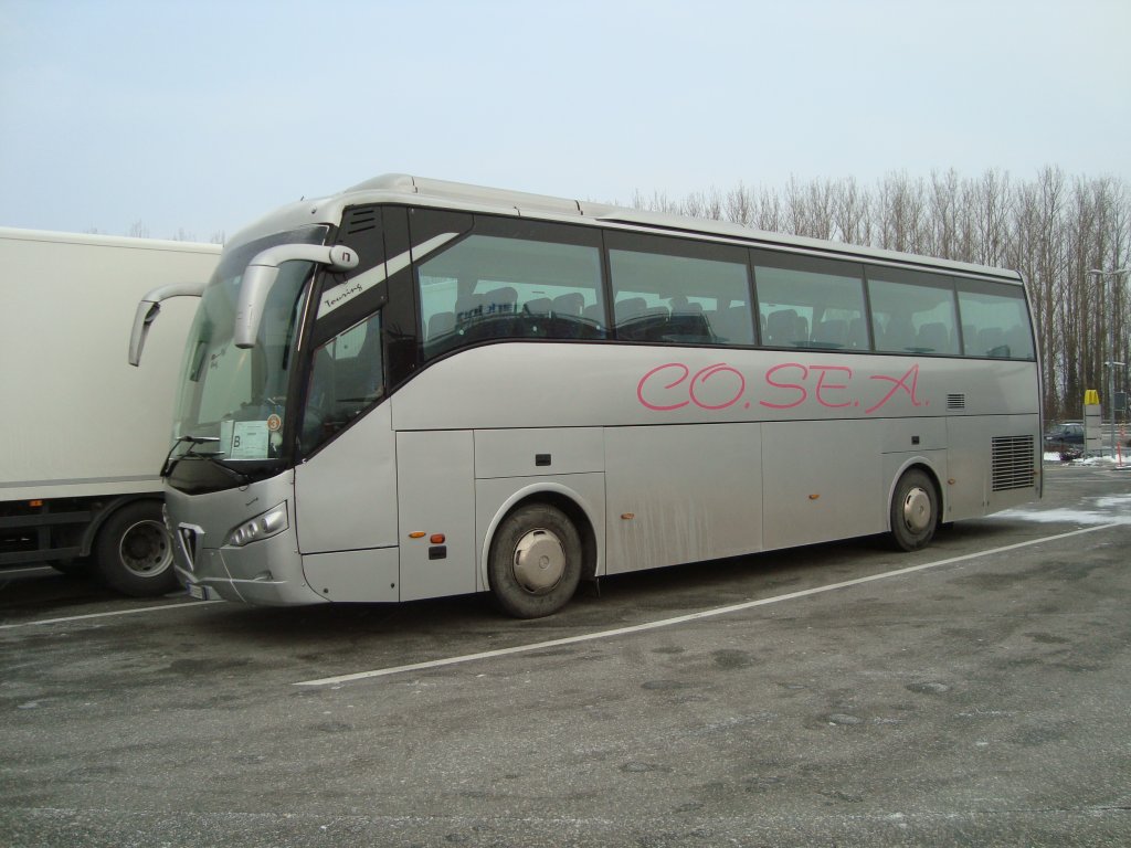 Noge Touring Cosexi (Italie) photographi le 02.02.2012 sur l'aire du restauroute de Payerne 