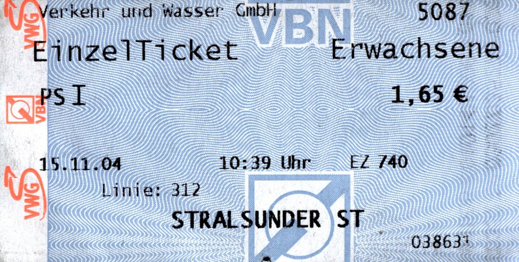 OLDENBURG, 15.11.2004, Busticket von der Stralsunder Straße zum Hauptbahnhof (Bus 312) -- Fahrkarte eingescannt