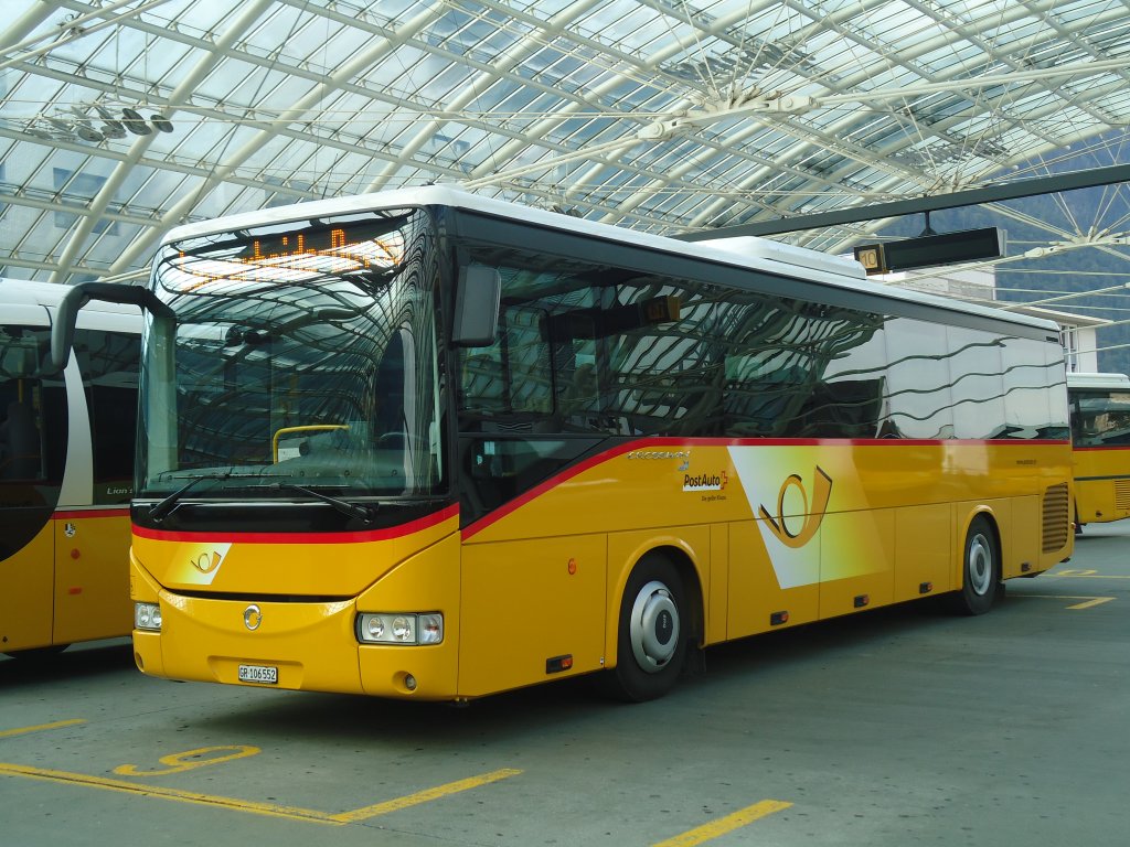 PostAuto Graubnden - GR 106'552 - Irisbus am 15. September 2012 in Chur, Postautostation