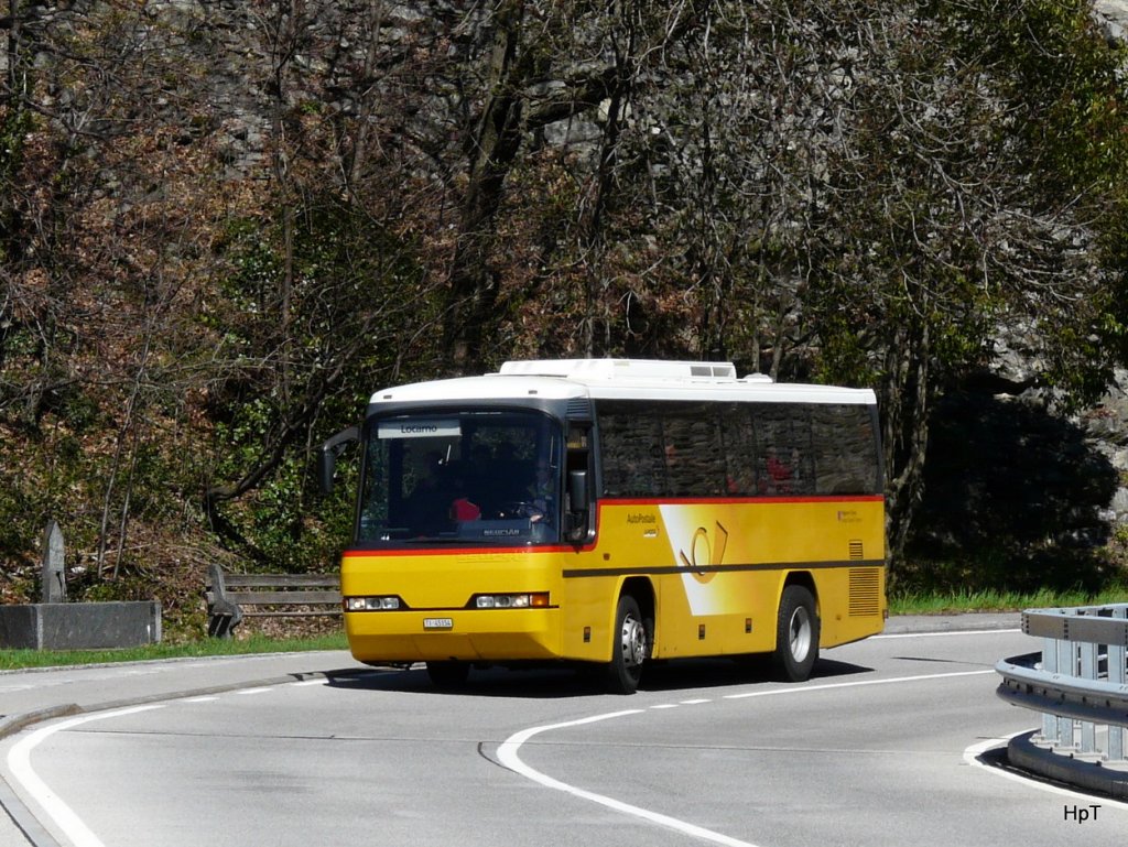 Postauto - Neoplan TI 45154 nach Locarno bei Intragna am 05.04.2010