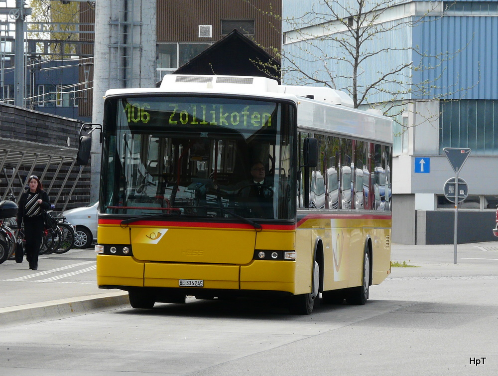 Postauto - Volvo-Hess  BE 336245 bei den Bushaltestellen beim Bahnhof Zollikofen am 14.04.2011
