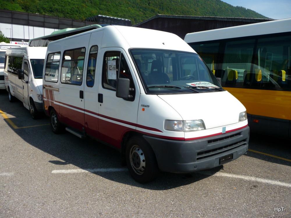 Rattin Bus - Kleinbus Fiat 2.8i LTD abgestellt in Biel am 21.08.2011