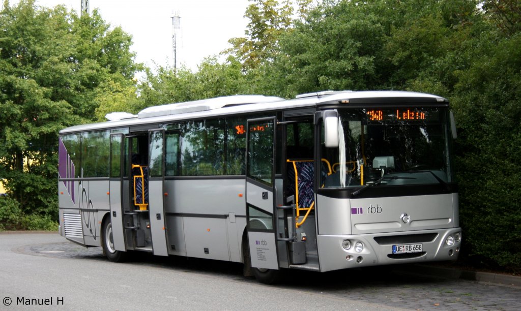 RBB (UE RB 658).
Aufgenommen am Bahnhof Uelzen,20.8.2010.
Dieser Bustyp ist recht selten in Deutschland anzutreffen.
