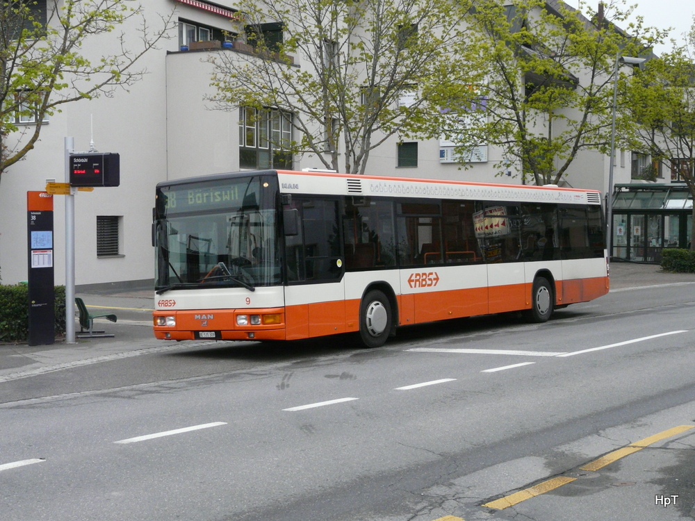 RBS - MAN  Nr.9  BE  535309 unterwegs auf der Linie 38 in Schnbhl am 29.04.2013