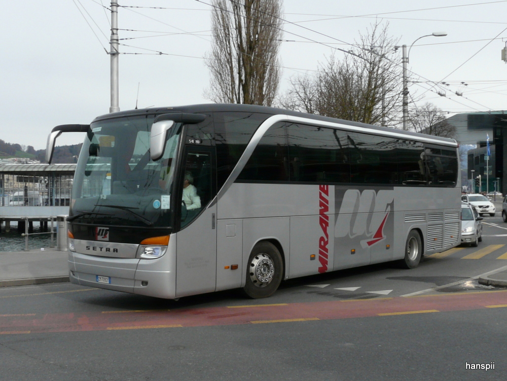 Reisecar Setra S 415 HD unterwegs in Luzern am 16.03.2013