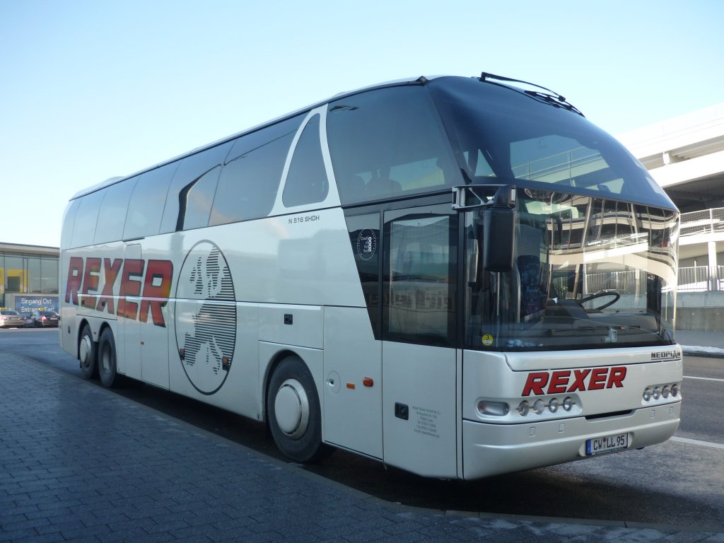 Rexer-Reisen mit einem Starliner 1 auf dem Messeparkplatz in Stuttgart, am 19.01.2010.