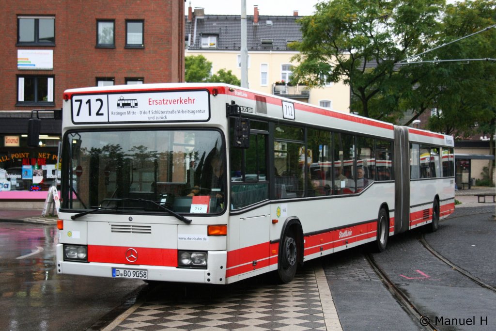 Rheinbahn 9058 (D BO 9058).
Aufgenommen am ZOB Ratingen Mitte, 10.9.2010.