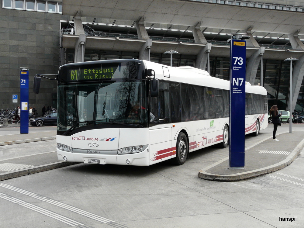 Rottal Auto AG - Solaris  Nr.34  LU  206406 bei den Haltestellen vor dem Bahnhof In Luzern am 16.03.2013