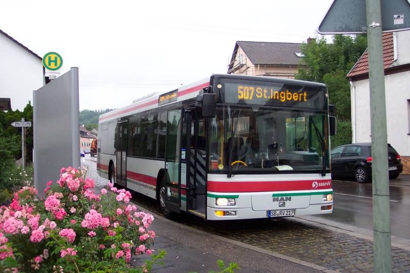 Saar-Pfalz-Bus RV217 in Bliesmengen-Bolchen, Juli 2010
MP