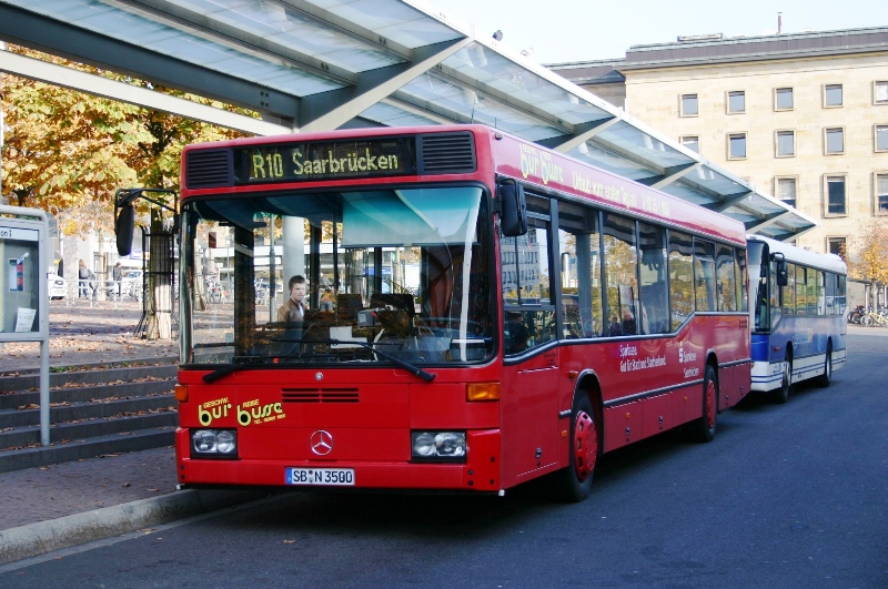 SB-N 3500, ein Bus der Geschwister Bur am Saarbrcker Hbf. 29.10.2009