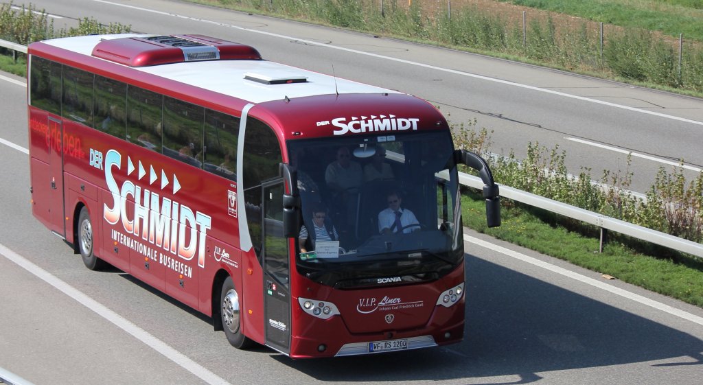 Scania, Der Schmidt VIPLiner, Oensingen 09.08.2012 - Bus-bild.de