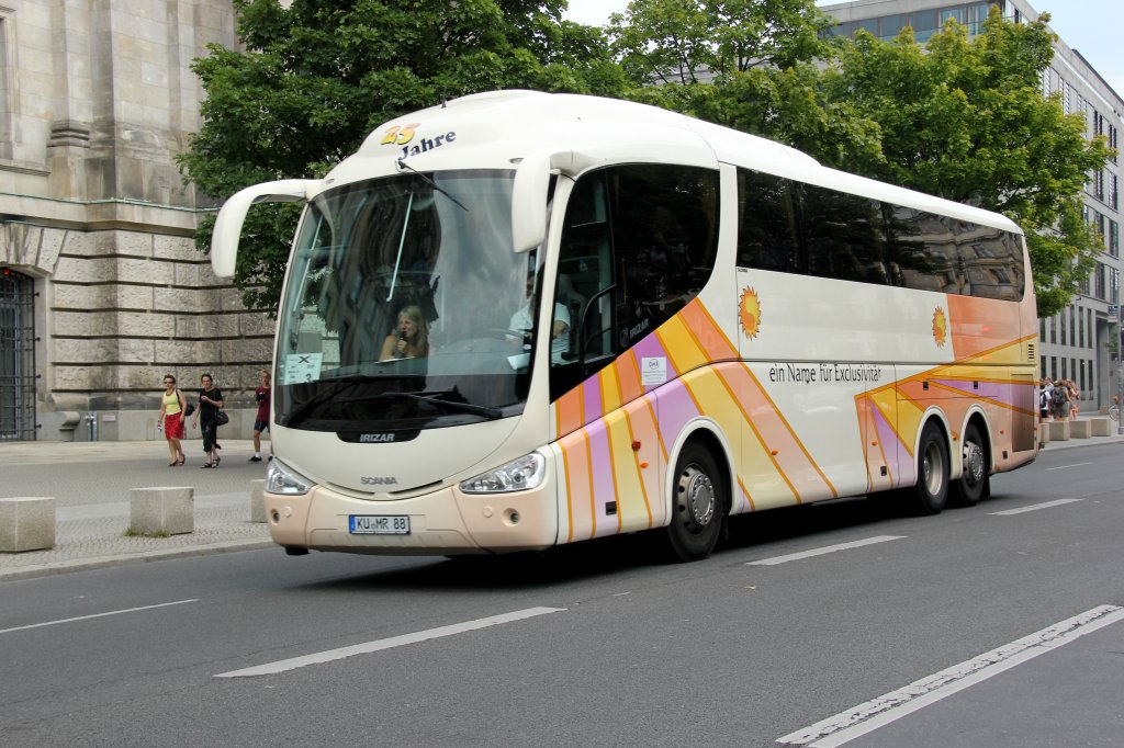 Scania Reisebus in Berlin 2012.