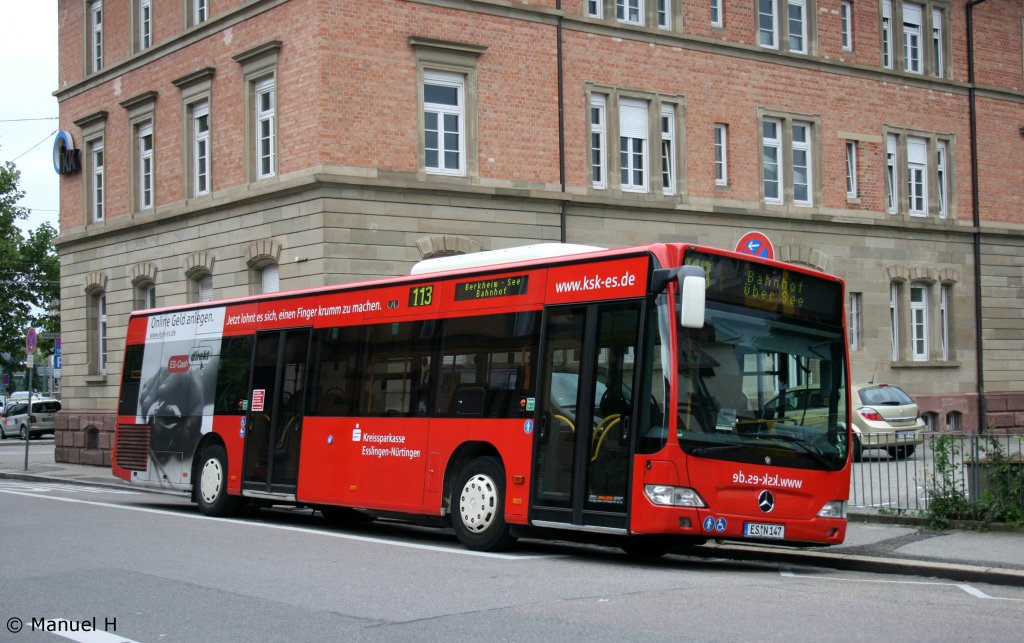 Schlienz (ES N 147), aufgenommen am Bahnhof Esslingen, 17.8.2010.
Der Bus wirbt fr die Sparkasse.